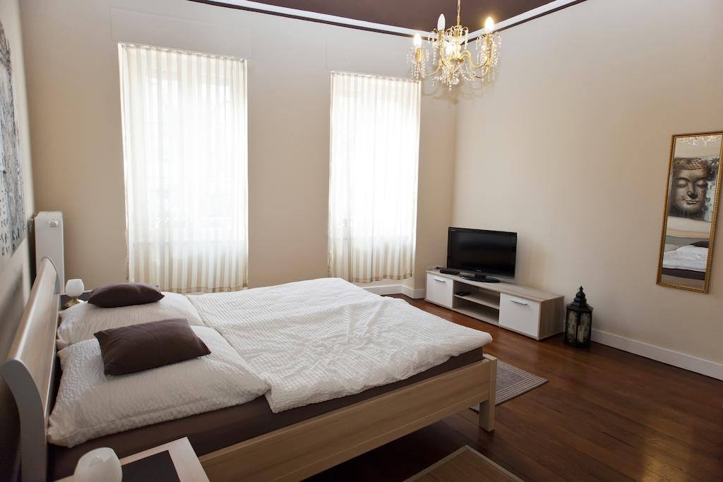 Апартаменти Ferienhaus Arianna Трабен-Трарбах Номер фото